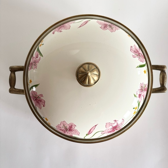 Vintage Normandy Taiwan Lily Floral Enamelware Dutch Oven Cookware - Picture 3 of 8